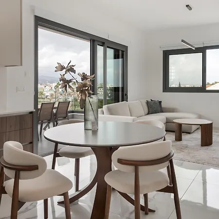 Phaedrus Living Opalia Residences Pearl Apartment